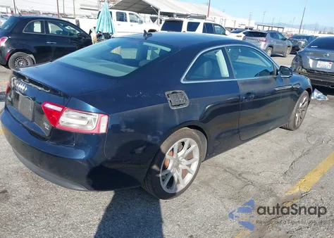 2011 Audi A5 2.0T Premium z USA, uszkodzony, nr VIN WAUCFAFR4BA071753